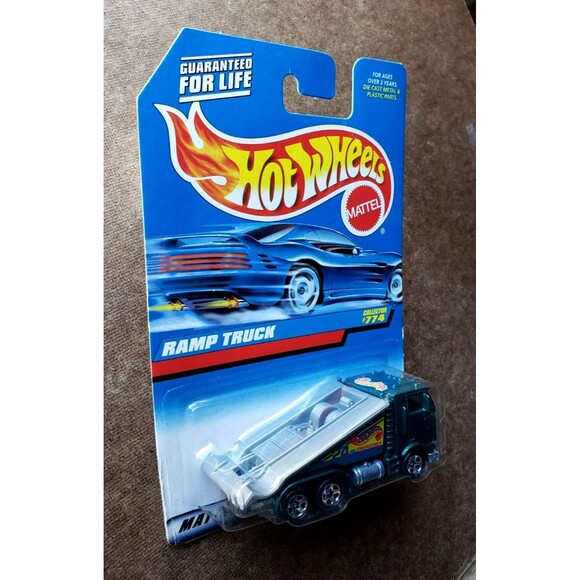 Hot Wheels RAMP TRUCK MAINLINE Green #774 & RACE TEAM SERIES II Blue #395 LOT X2 - Picture 7 of 16